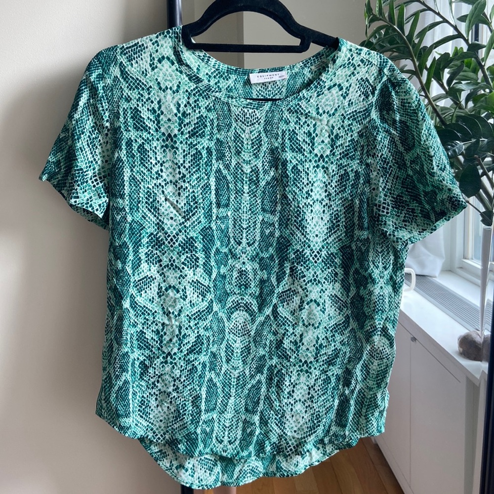 Equipment silk top